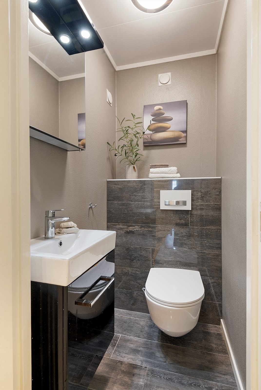 Separat toalettrom. Galleribilde