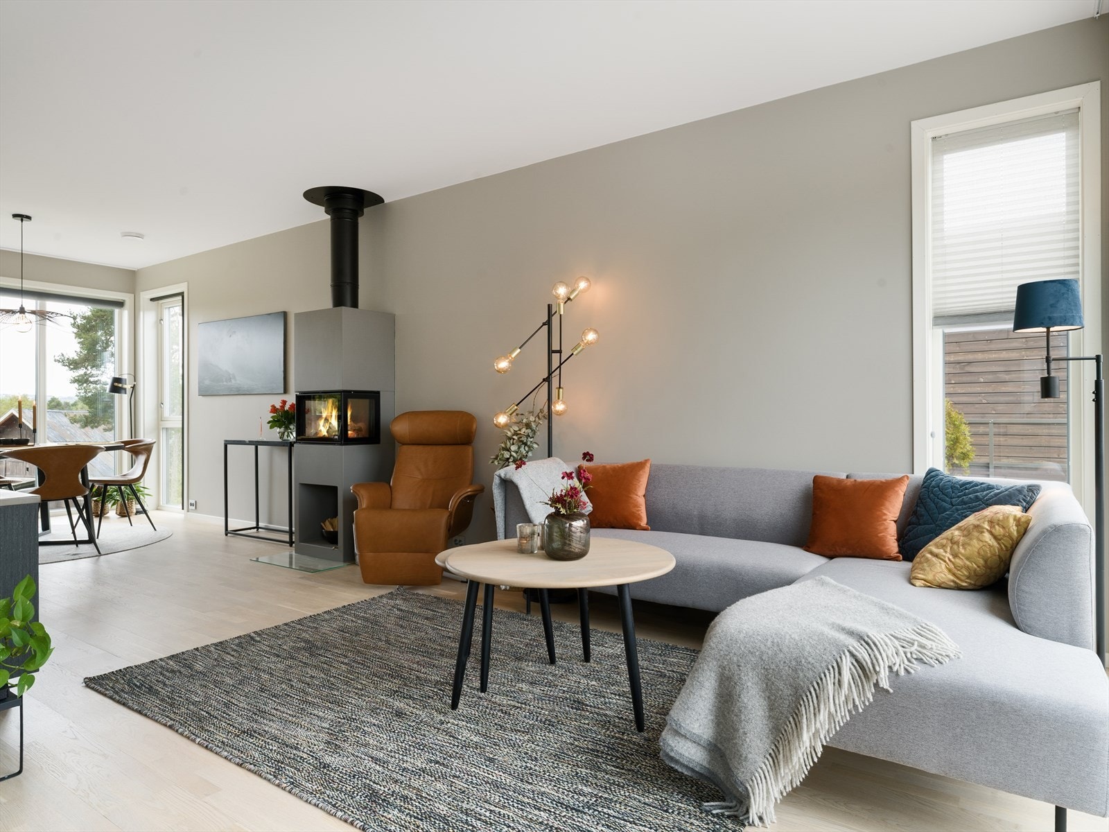 God plass for sittegruppe. Galleribilde