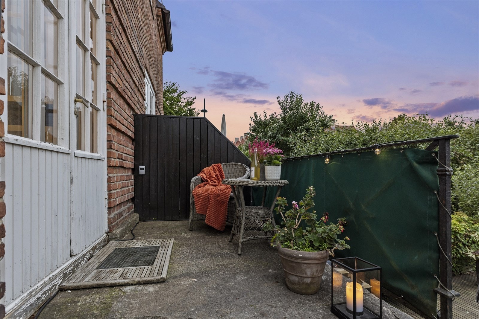 Utgang til hagen Galleribilde