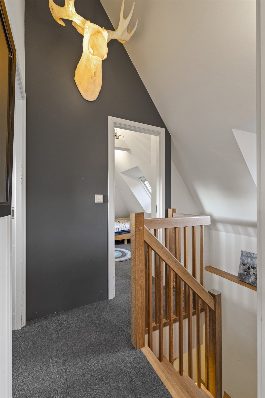 Gang loftsetasjen. Galleribilde