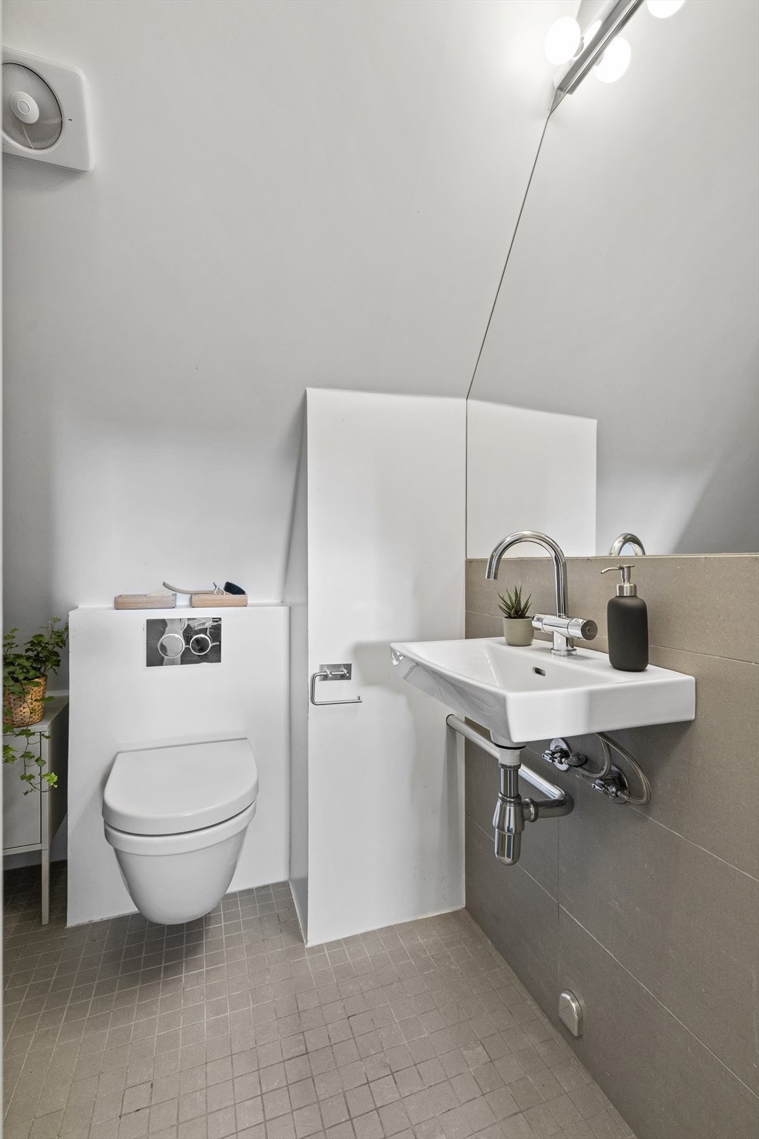 Bad loftsetasjen. Galleribilde