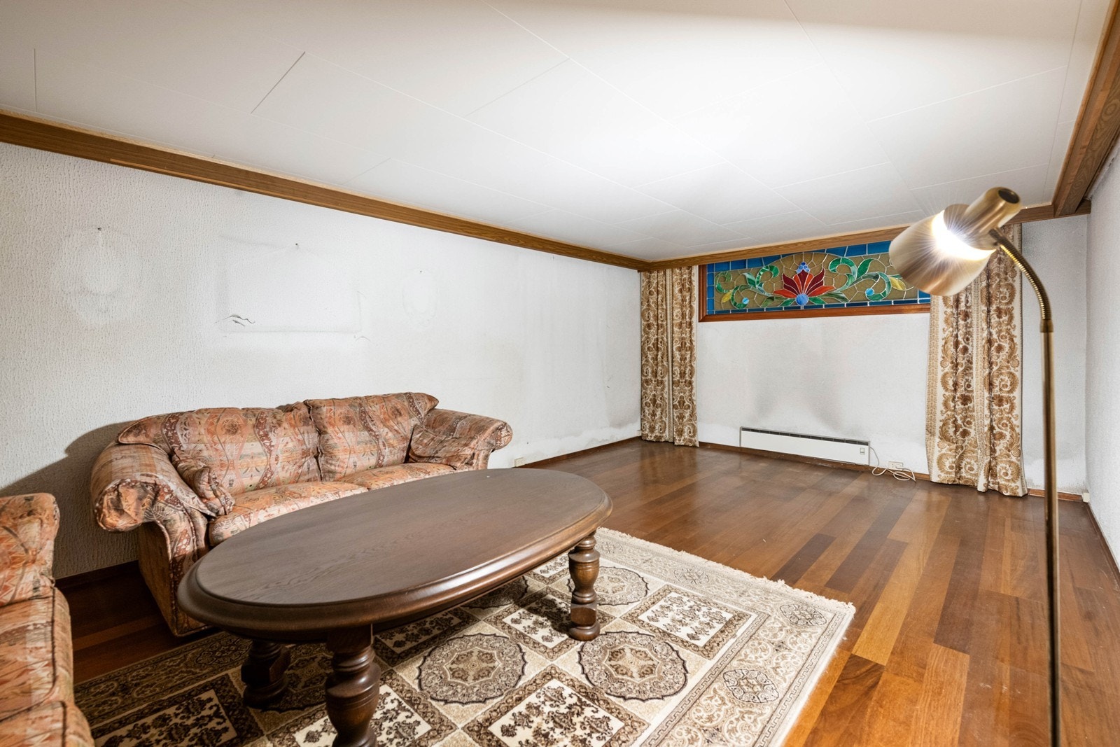 Rom innredet som kjellerstue (ikke godkjent for varig opphold) Galleribilde