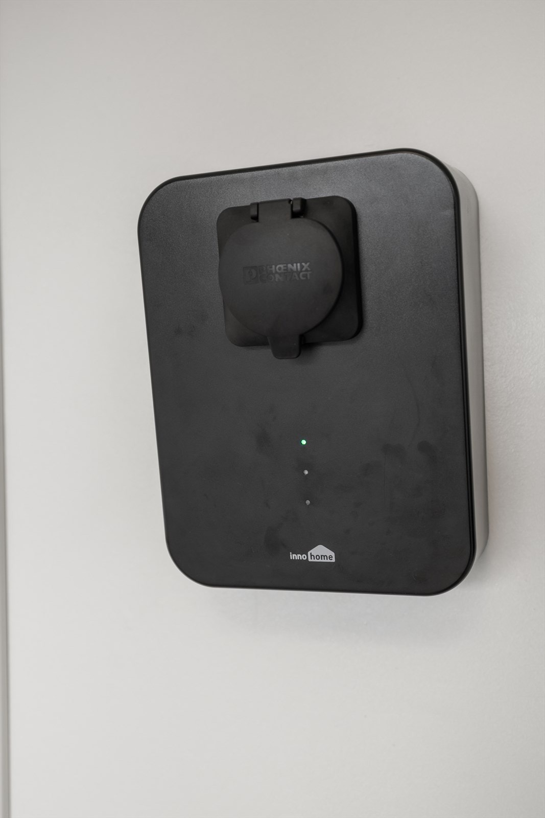 I tillegg er det montert elbillader som gjør det enkelt å holde en moderne og miljøvennlig bilpark. Galleribilde