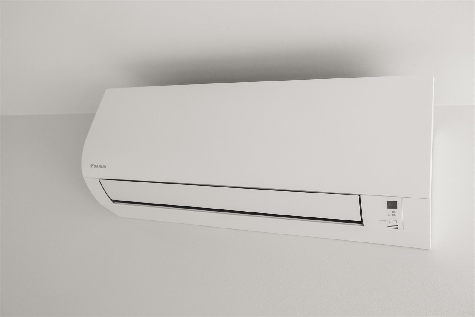 Luft-til-luft varmepumpe sørger for energieffektiv oppvarming og behagelig innetemperatur året rundt. Galleribilde