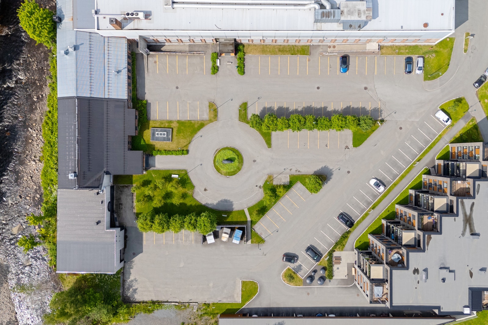 God kapasitet – oversikt over parkeringsområdet. Galleribilde