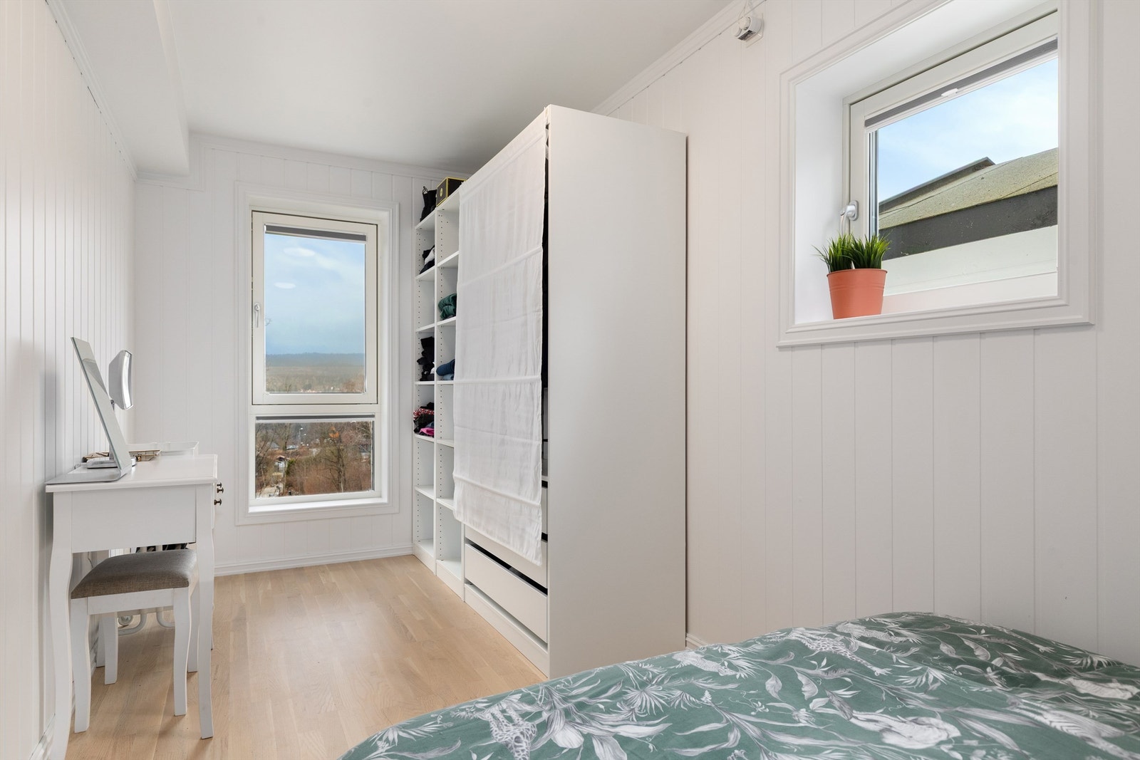 Soverom 4 ligger i u.etg evt som en del av hybel Galleribilde