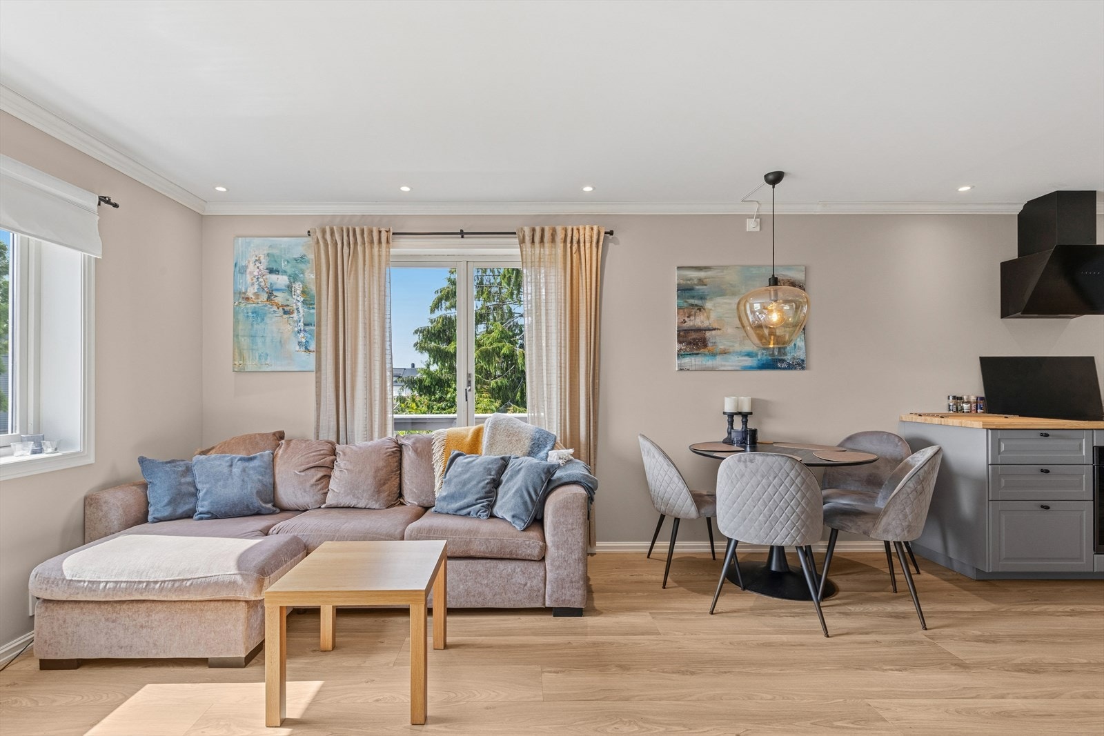 DNB Eiendom ved Hedda Tvindesæter har gleden av å presentere Høibo 3! Galleribilde