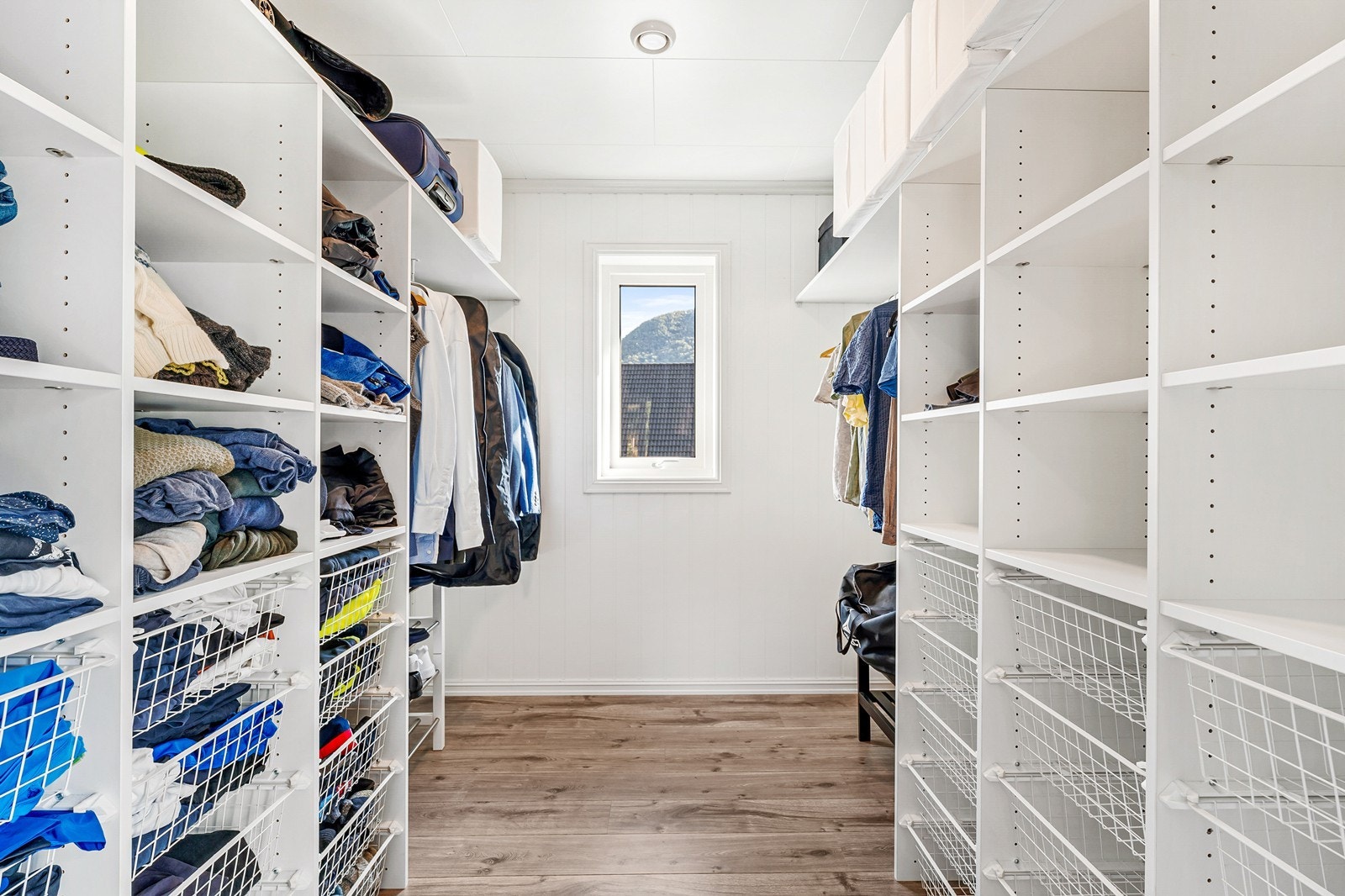 Gardeoberom! Galleribilde