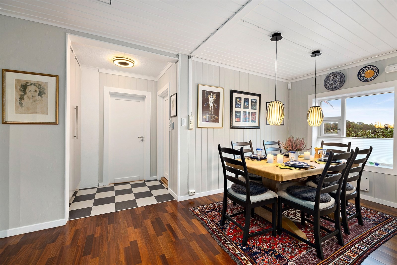 Vi ter turen inn til hovedsoverommet Galleribilde