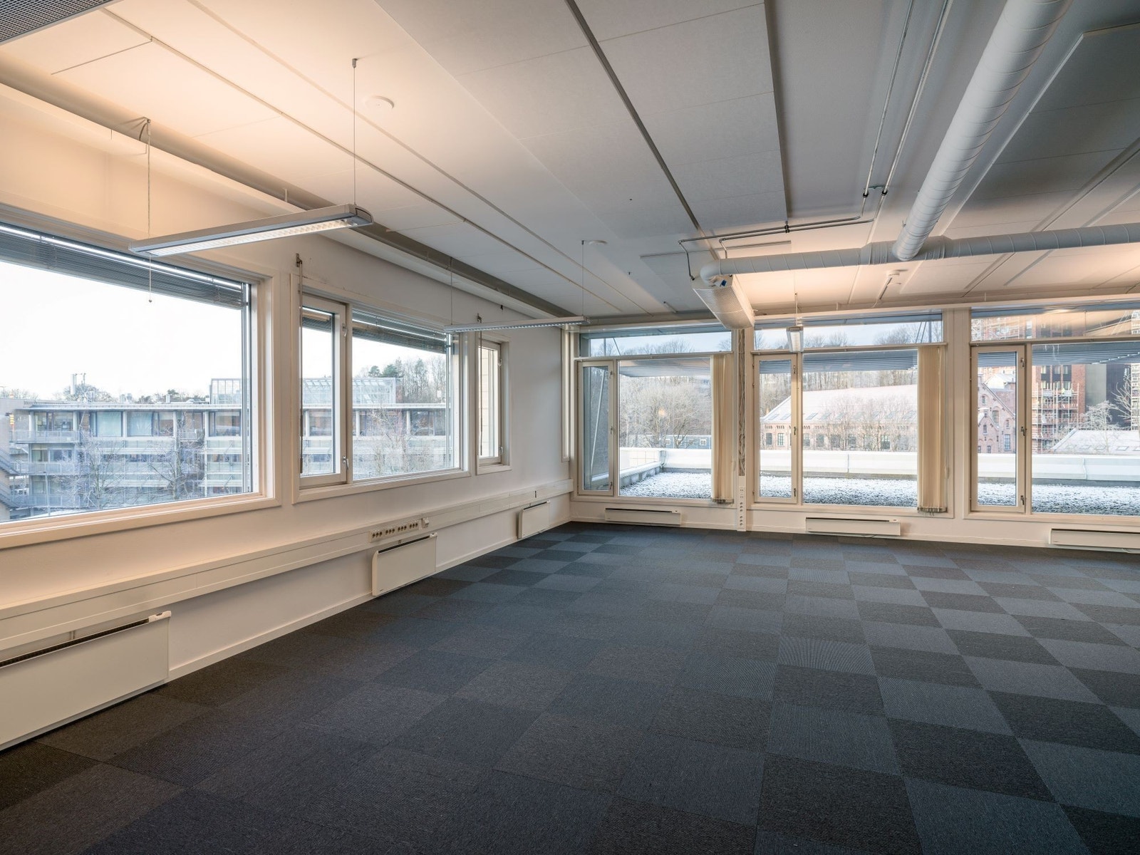 992 kvm BTA i 4. etg - slik lokalene fremstår idag Galleribilde