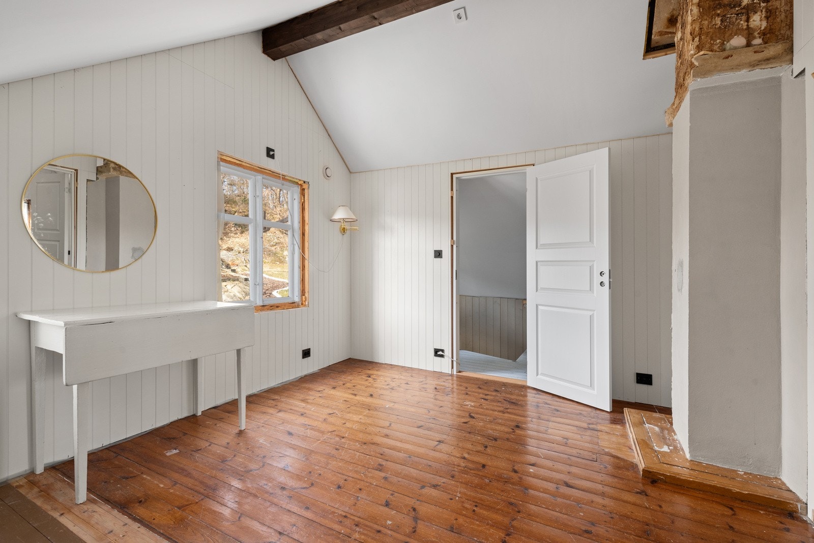 Soverom 1 av 2 i 2.etg. Galleribilde