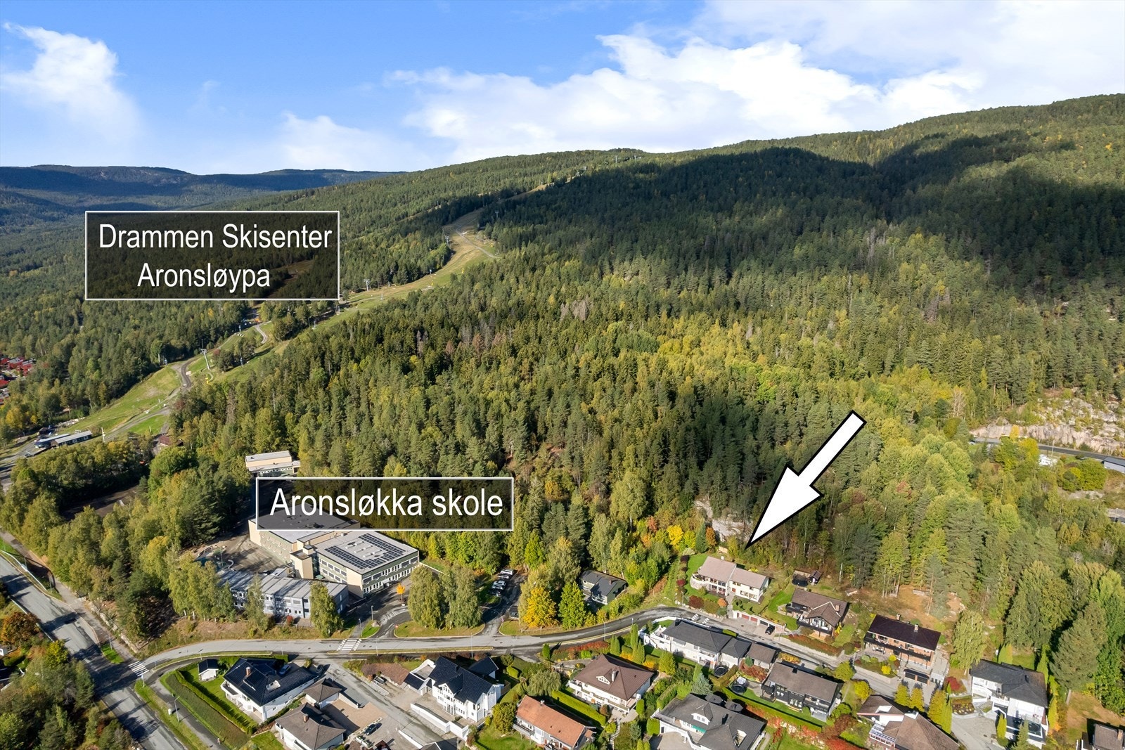 Praktisk med kort vei til både skole og Drammen skisenter Galleribilde