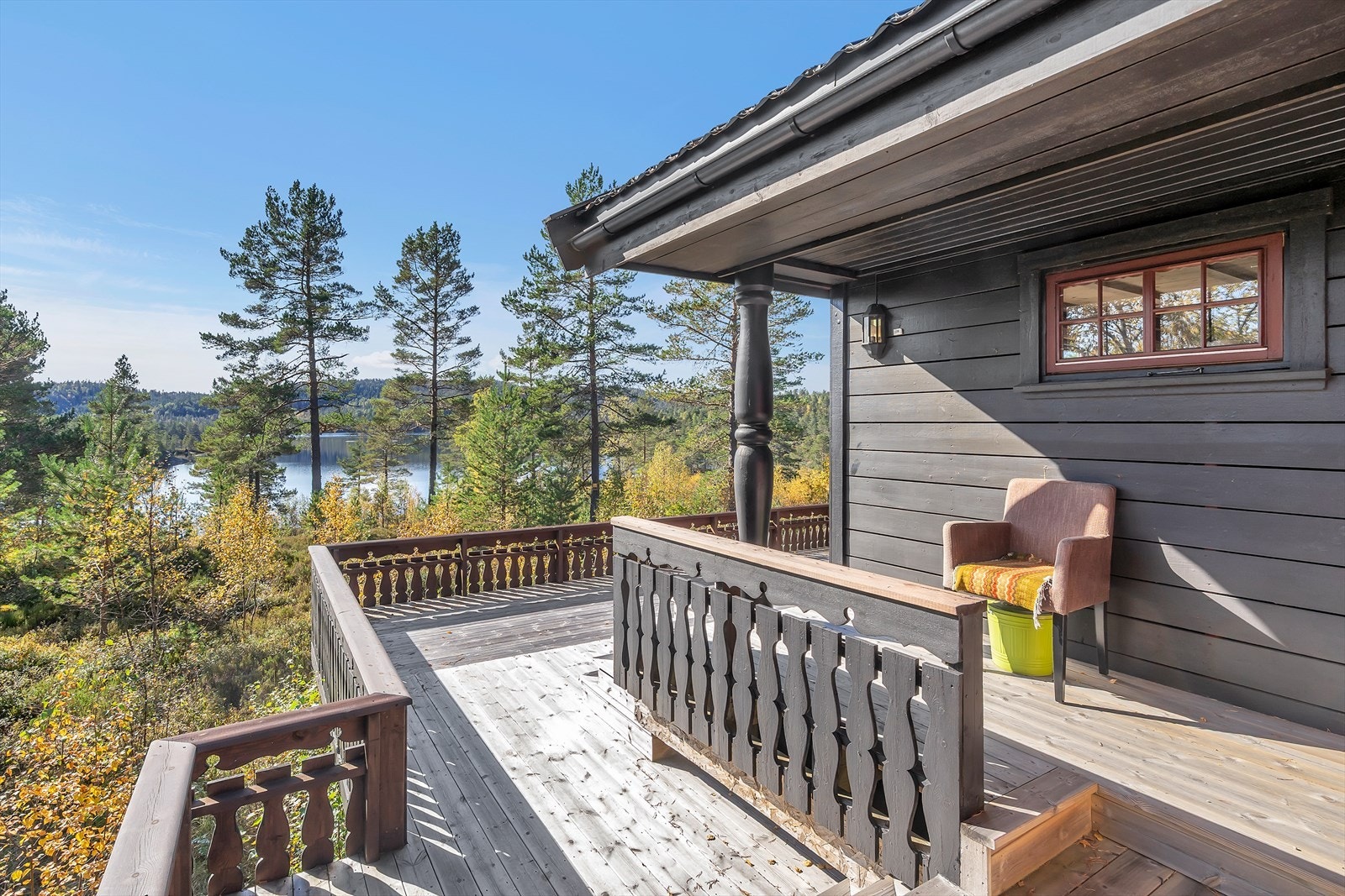 Nydelig utsikt fra terrassen! Galleribilde