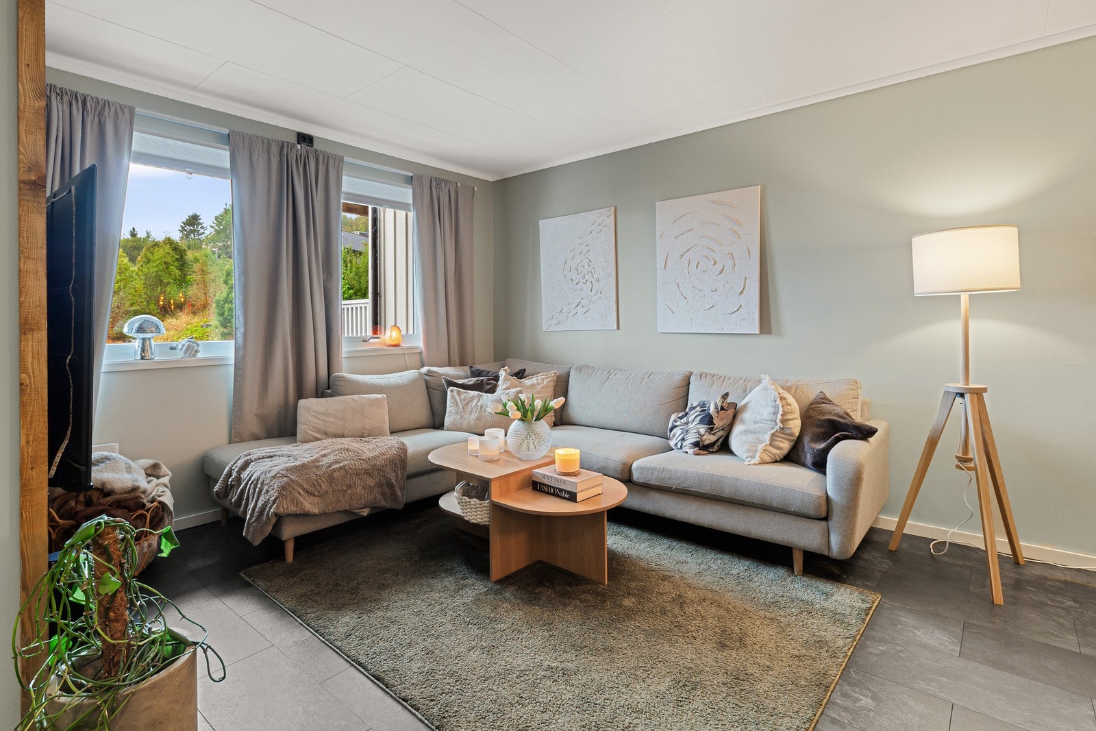 Boligen har en fin planløsning som gjør den enkel å innrede. Galleribilde