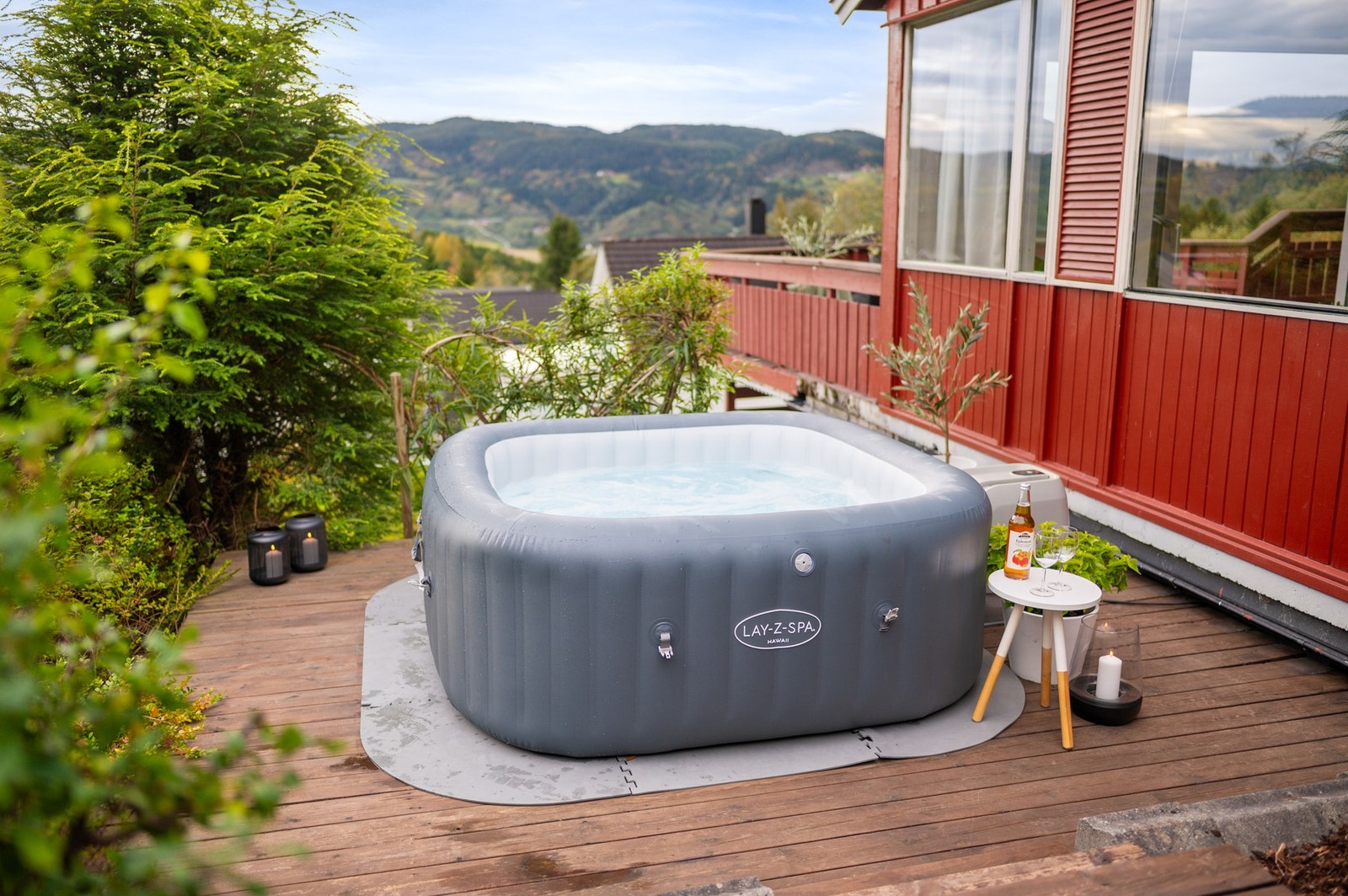 På sørsiden av boligen har du også en terrasse på ca. 12,4 kvm. Galleribilde