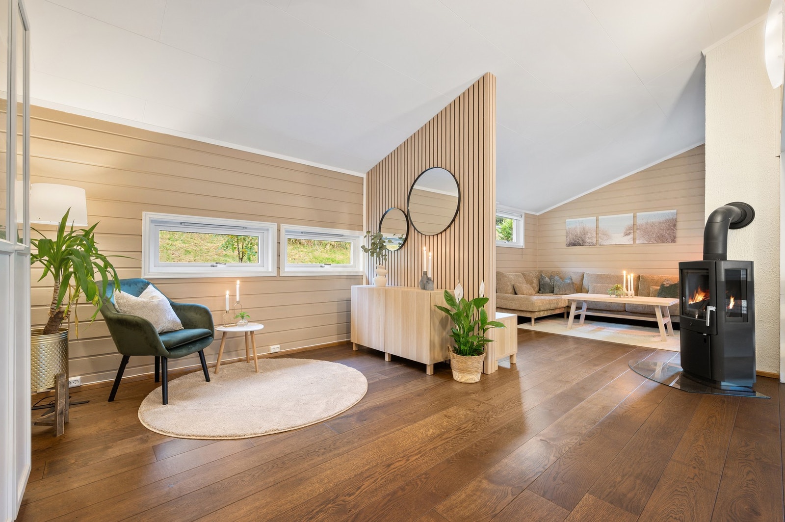 Boligen måler hele 193 kvm BRA og 174 kvm BRA-i. Galleribilde