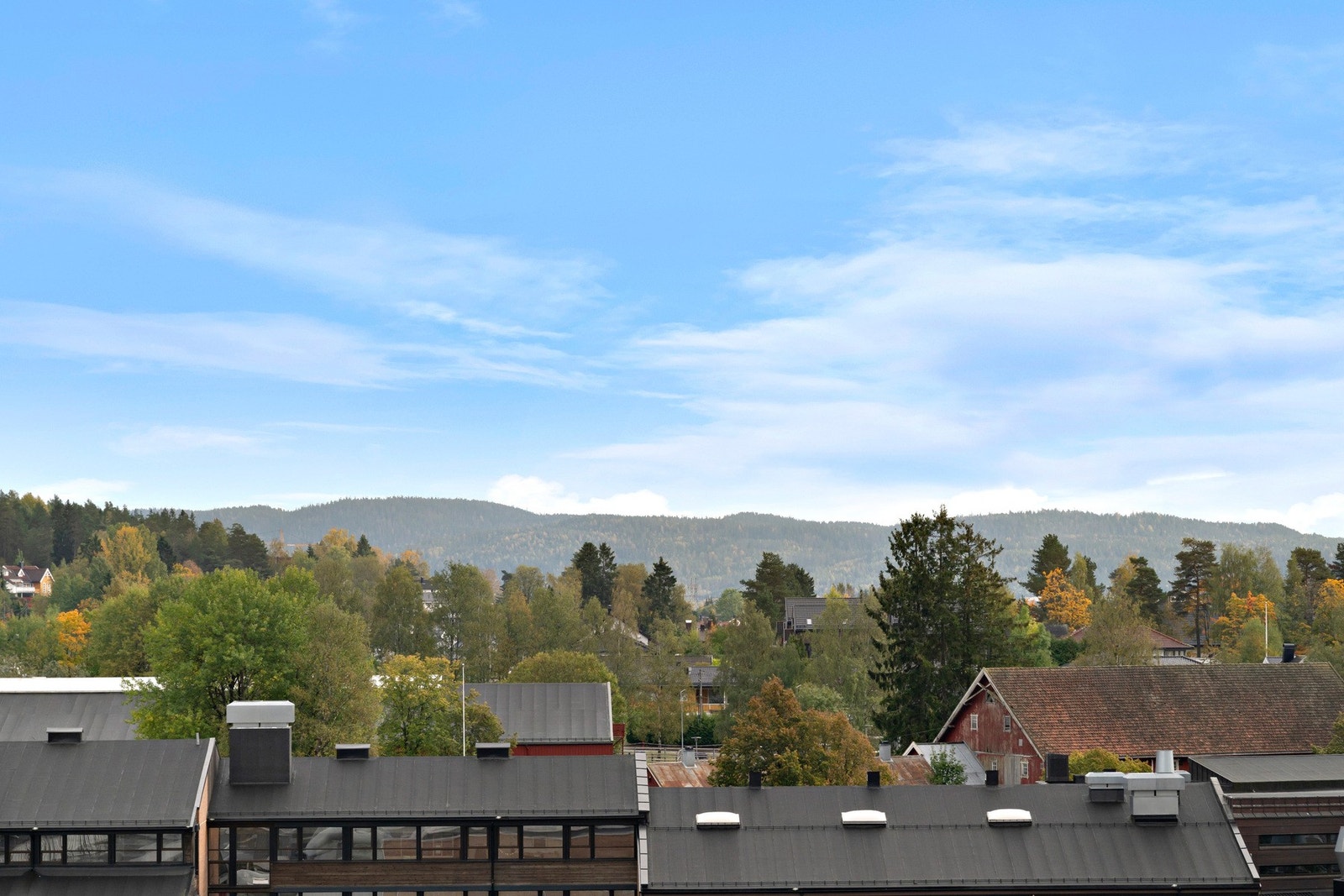 Fra balkongen får du en fin utsikt som strekker seg langt. Galleribilde