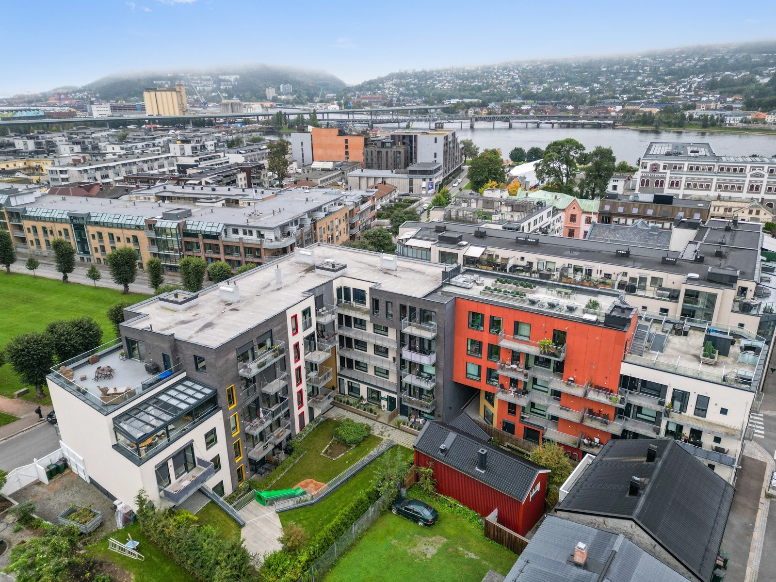 Boligen har en supersentral beliggennhet i anerkjente Galleriet. Galleribilde