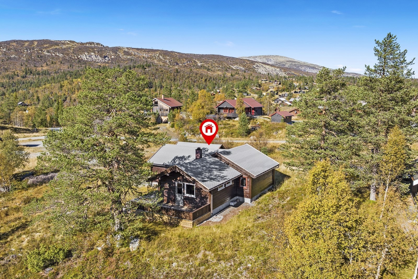 Ønsker du visning? Ta kontakt med eiendomsmegler Guro Hana, t.9425 4652, for nærmere avtale. Galleribilde