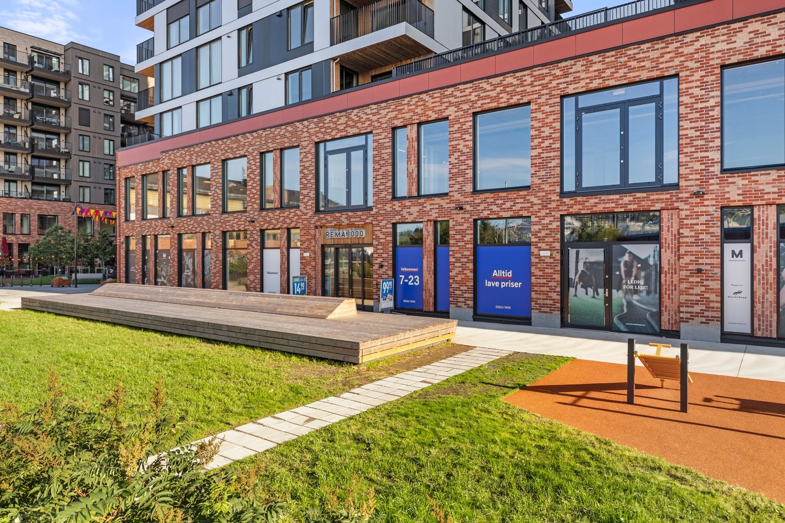 Dagligvarehandelen kan blant annet gjøres på Rema 1000 Meierikvartalet. Galleribilde