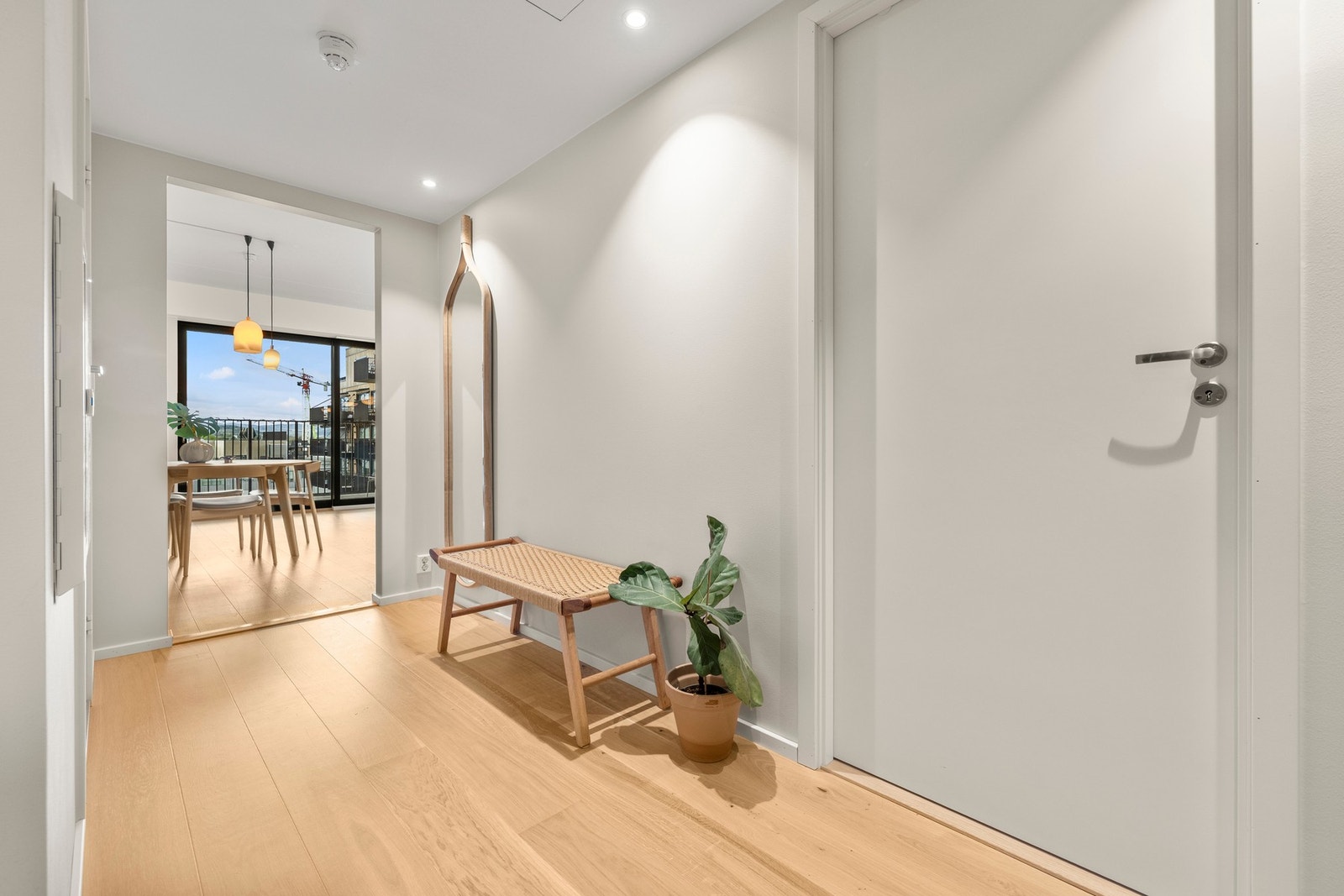 Leiligheten ligger i byggets 6. etasje og har enkel og praktisk adkomst via heis. Galleribilde