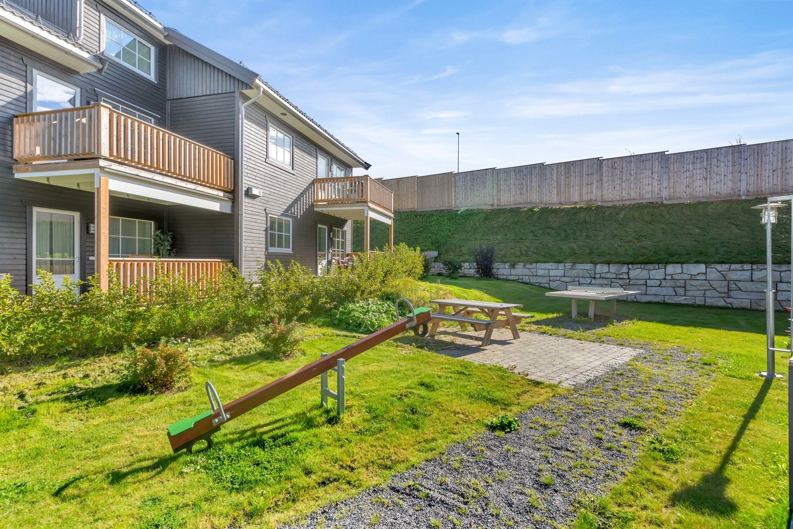 Det er flere lekeplasser i nærheten. Perfekt for barnefamilien Galleribilde