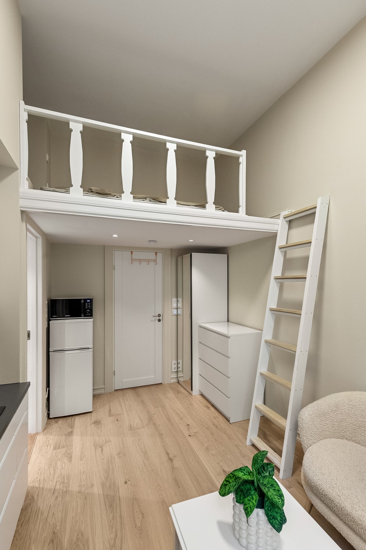 Sovehemsen bidrar til en god utnyttelse av takhøyden. Galleribilde