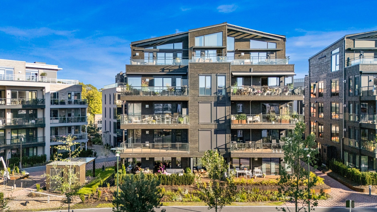 Velkommen til Ringshaugveien 13 -
Bekkestua have Galleribilde