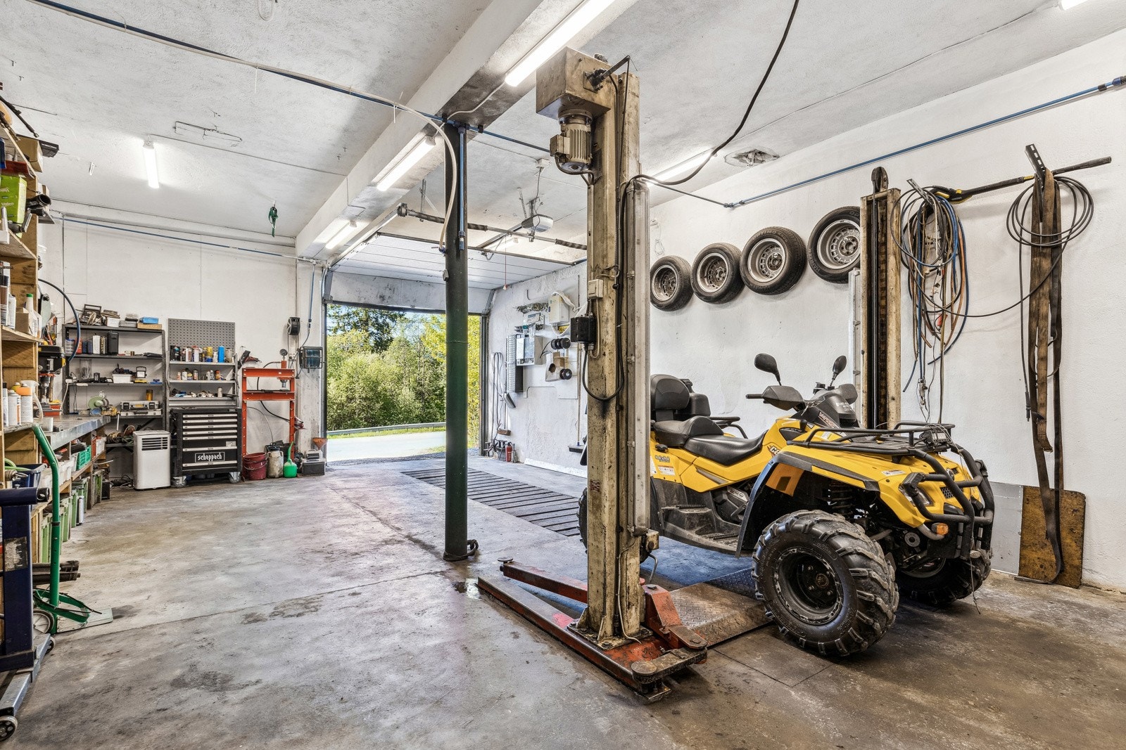 Verksted/garasje Galleribilde