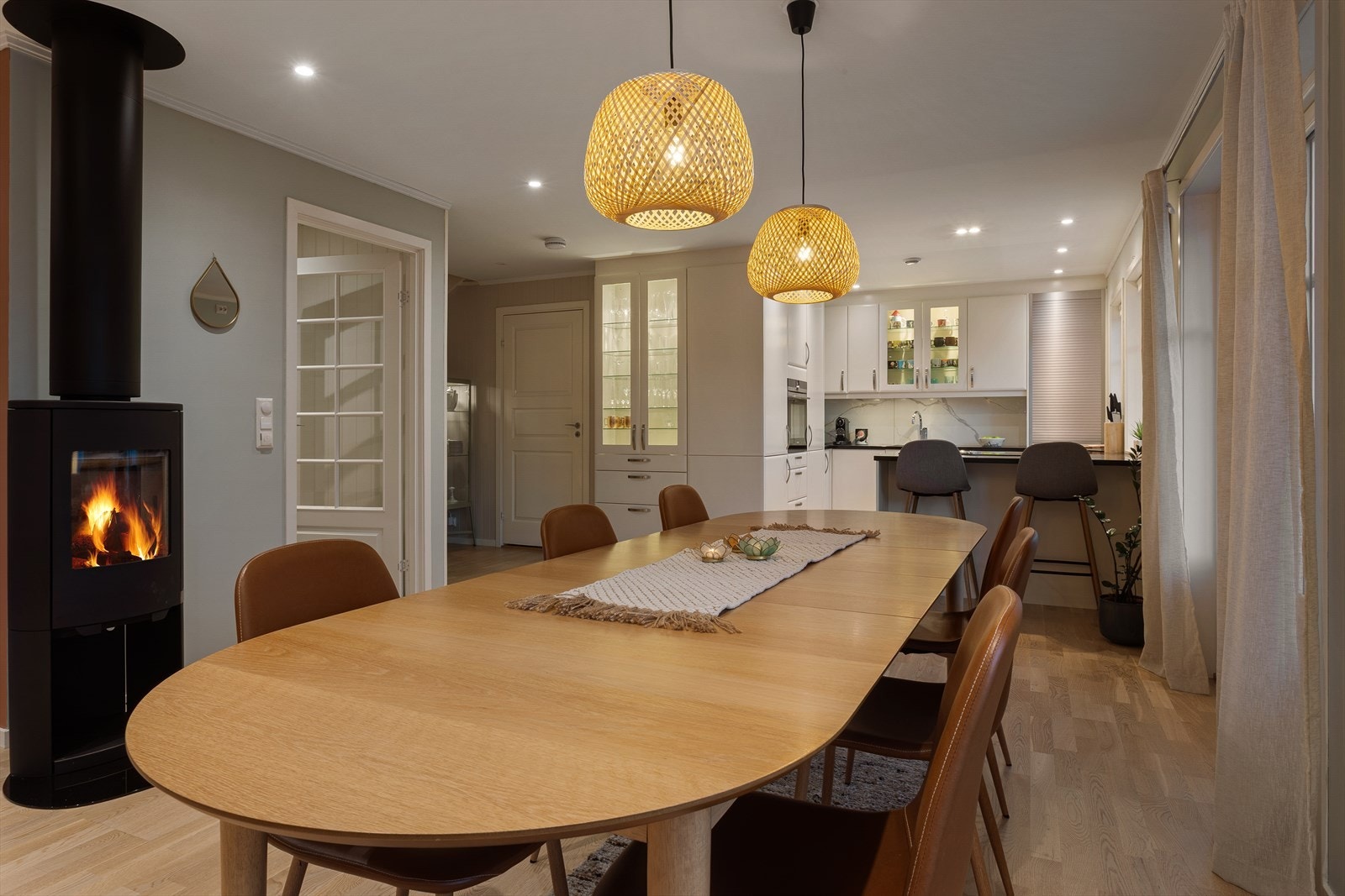 Peisovnen bidrar til å varme opp både rom og stemning. Galleribilde