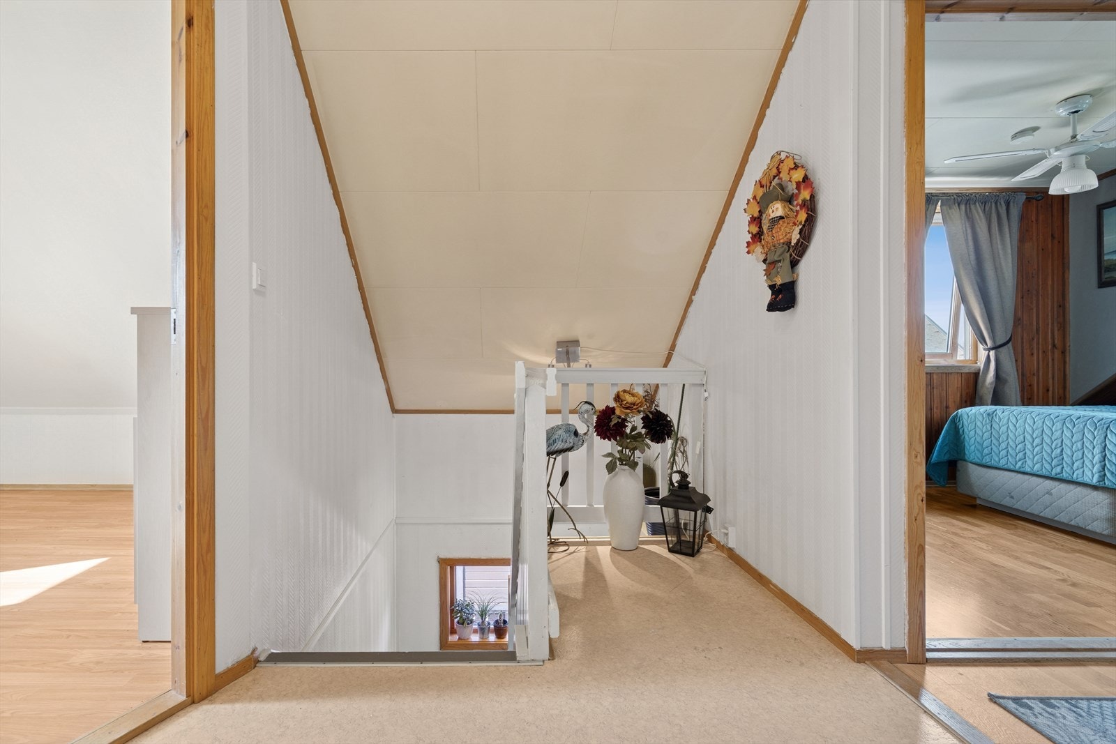 Trappelanding i 2. etasje. Galleribilde