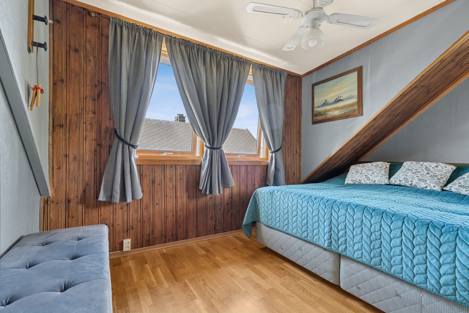 Boligens hoveddel har fire gode soverom. Galleribilde