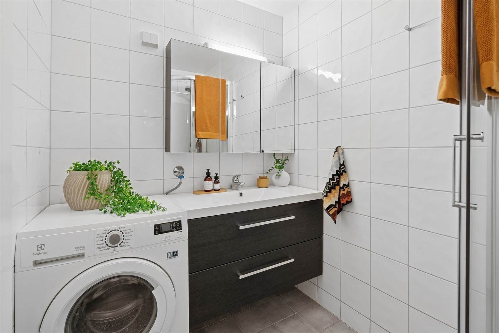 Bad/vaskerom 1. etasje. Galleribilde