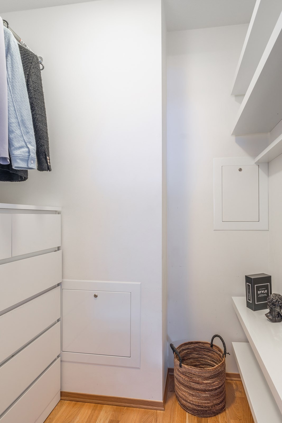 Praktisk og effektiv lagringsplass. Galleribilde