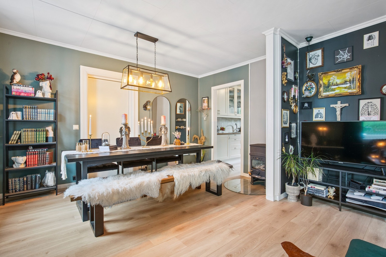 Pen 4 roms selveierleilighet sentralt på Nordlandet Galleribilde