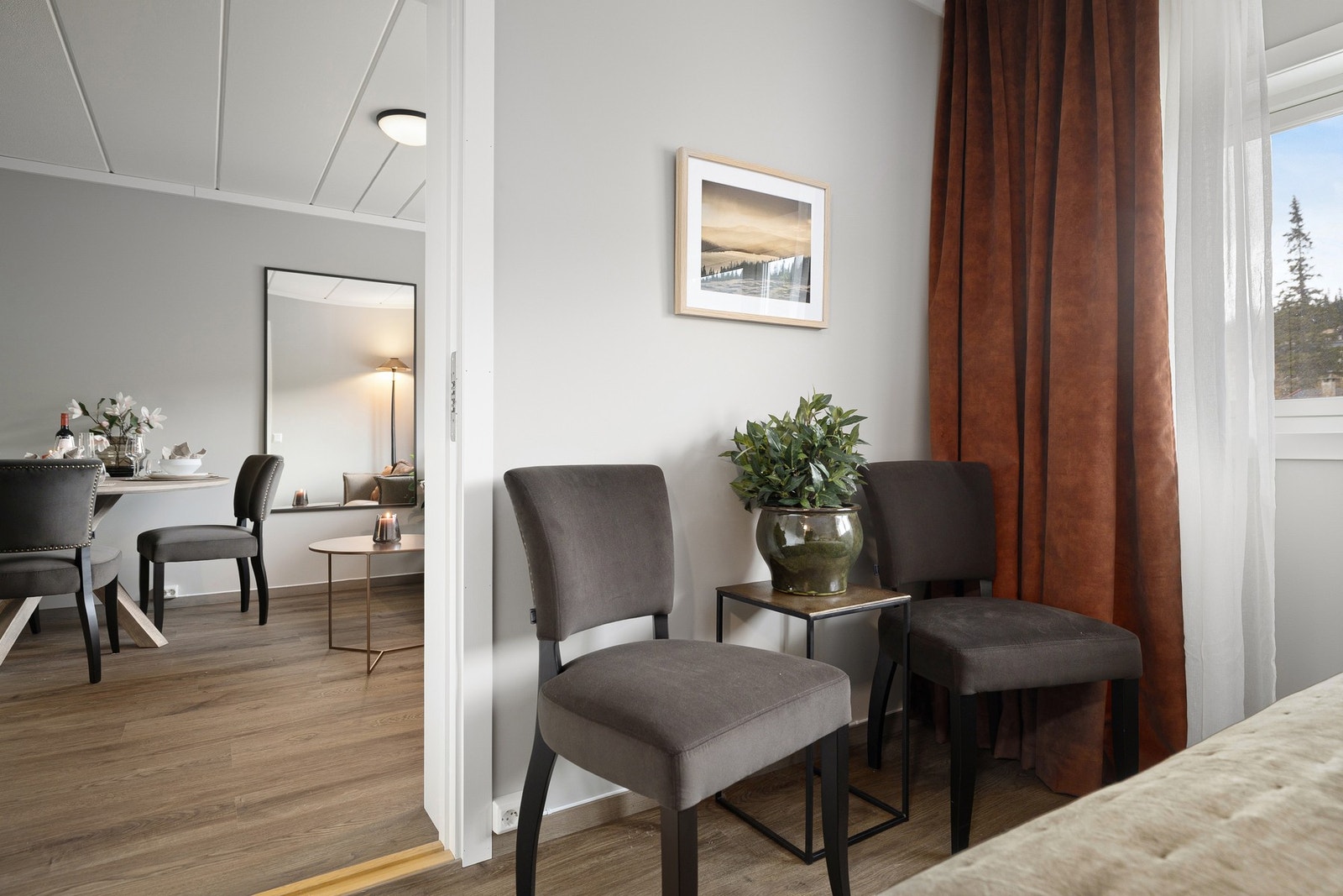 Her kan du sitte og nyte utsikten. Galleribilde