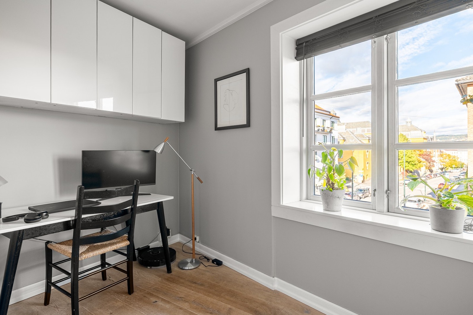 Soverom 2 blir i dag benyttet som kontor. Galleribilde