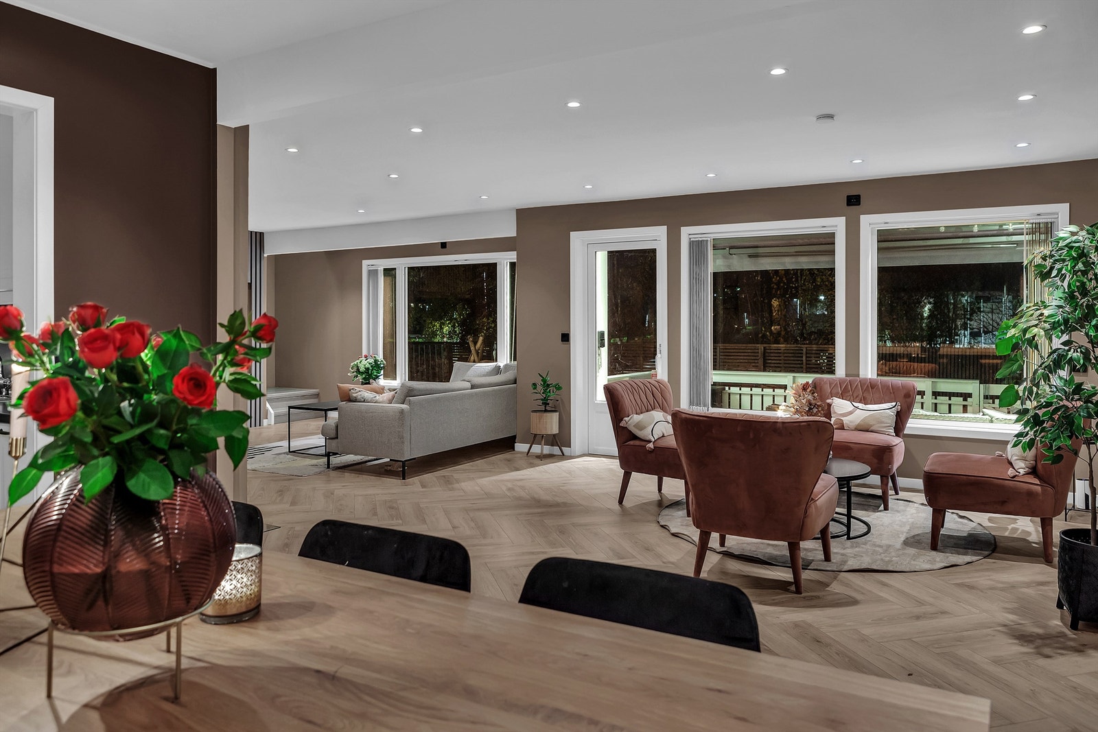 Boligen er betydelig påkostet og modernisert de senere årene Galleribilde