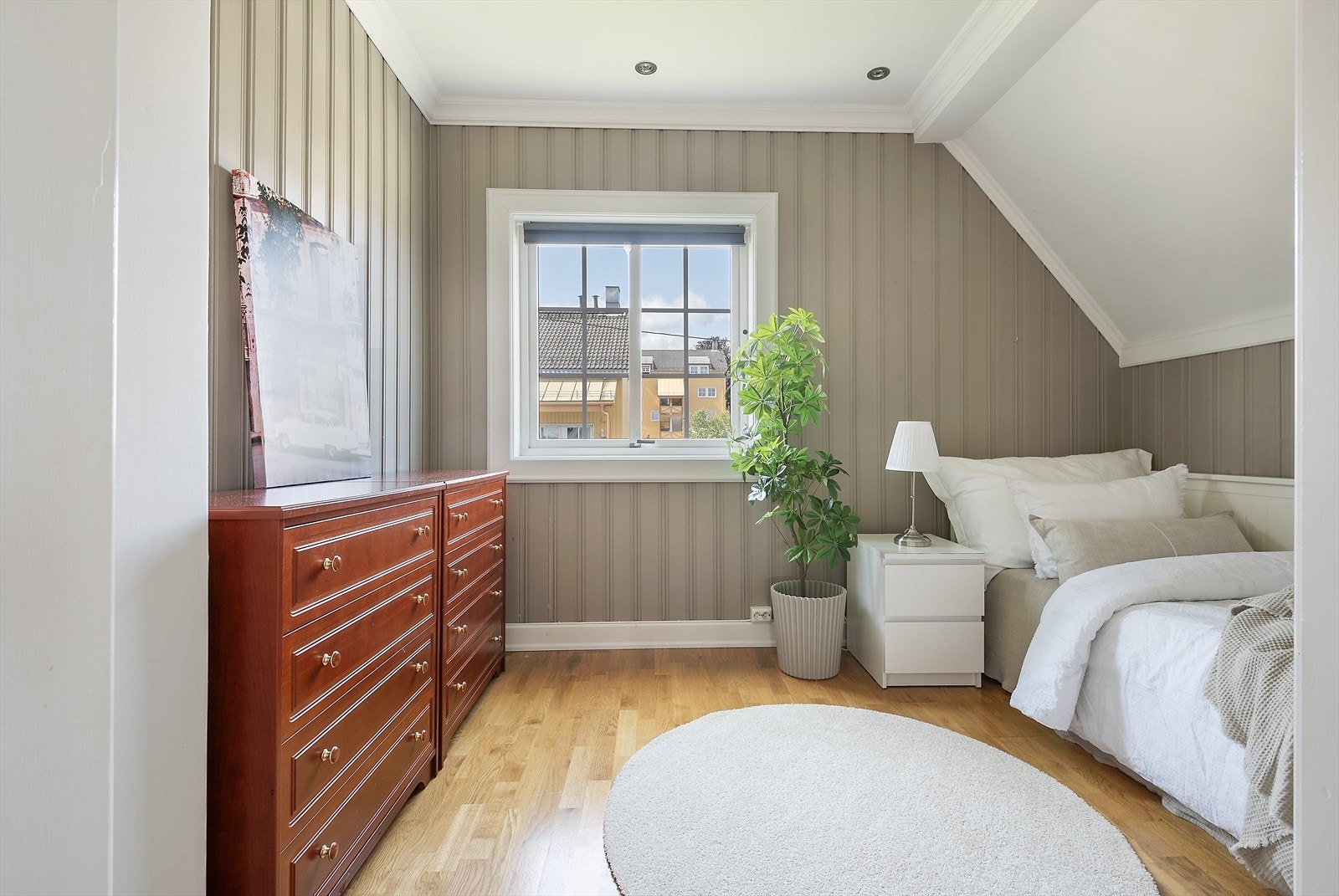 Soverom III i 2. etasje. Galleribilde