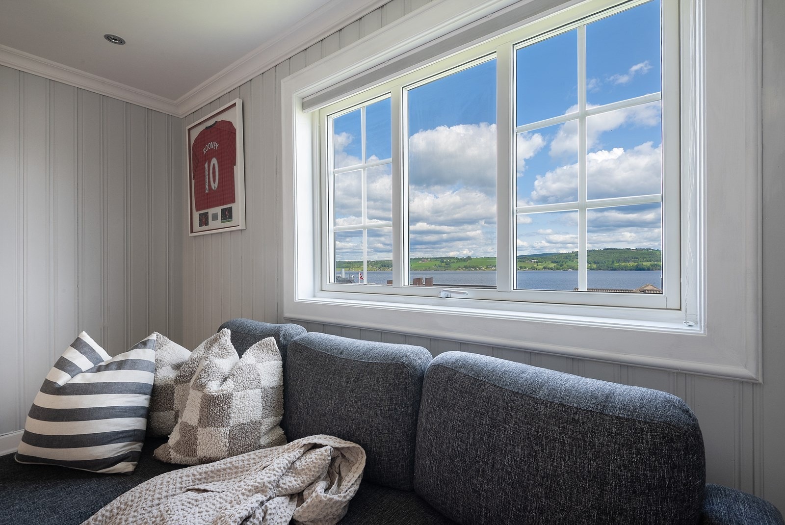 Flott utsikt over Mjøsa. Galleribilde