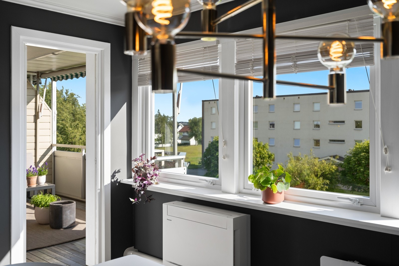 Utgang til veranda Galleribilde