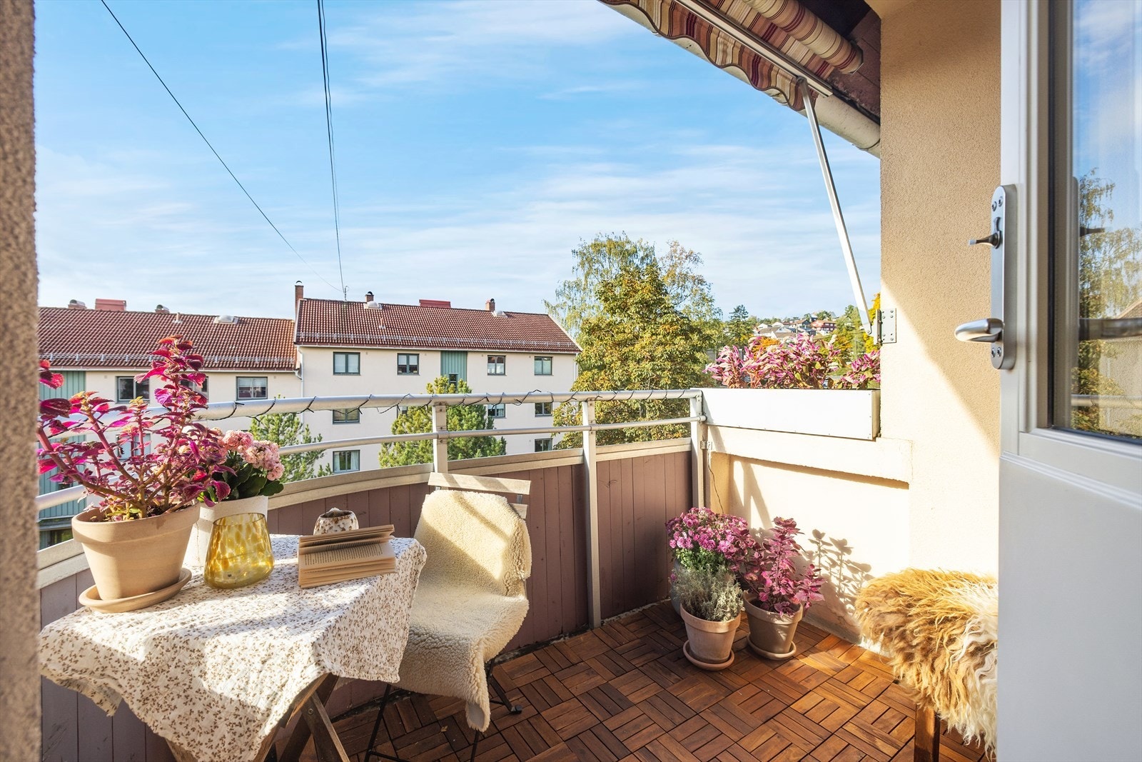 På balkongen er det plass til utemøblement og beplantning. Galleribilde