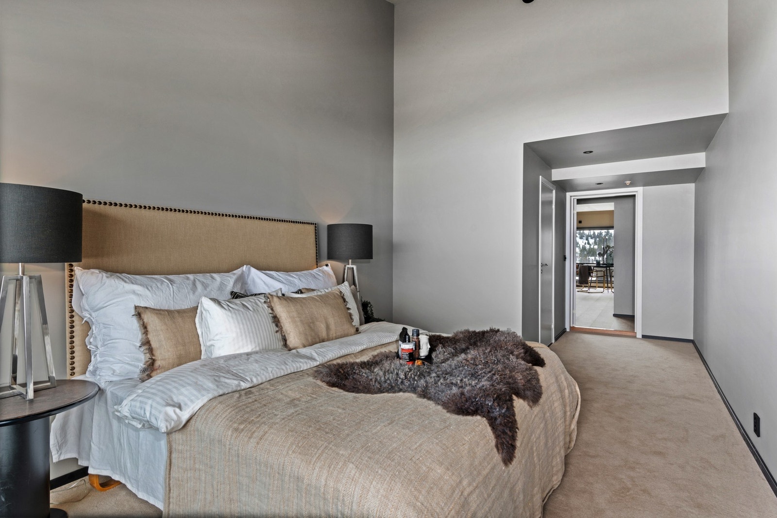 Soverommene er romslig og pene. Galleribilde