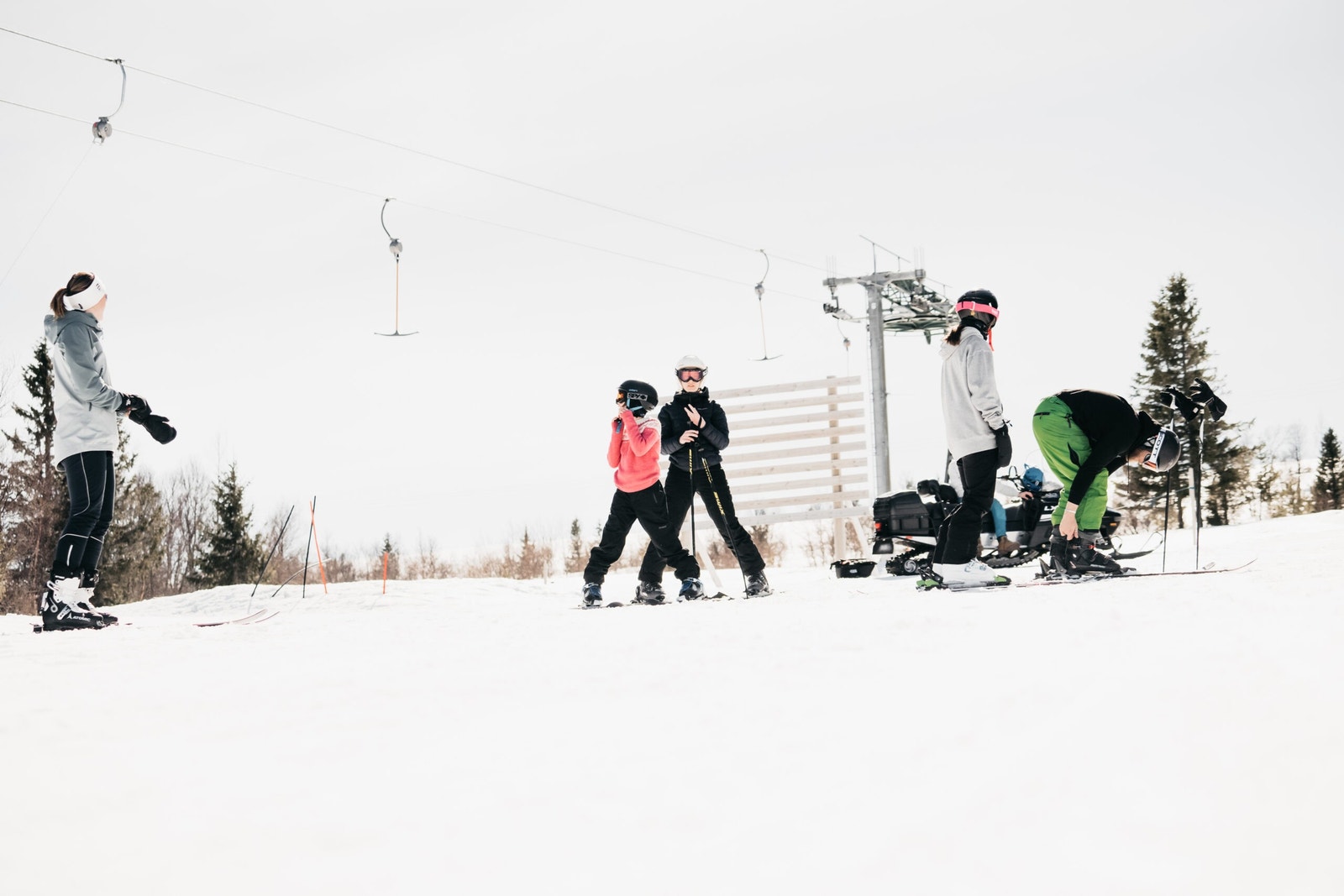Foto: Fjellfoto. Ålen skisenteret tilbyr en flott skiopplevelse til nybegynnere og erfarne skiløpere Galleribilde