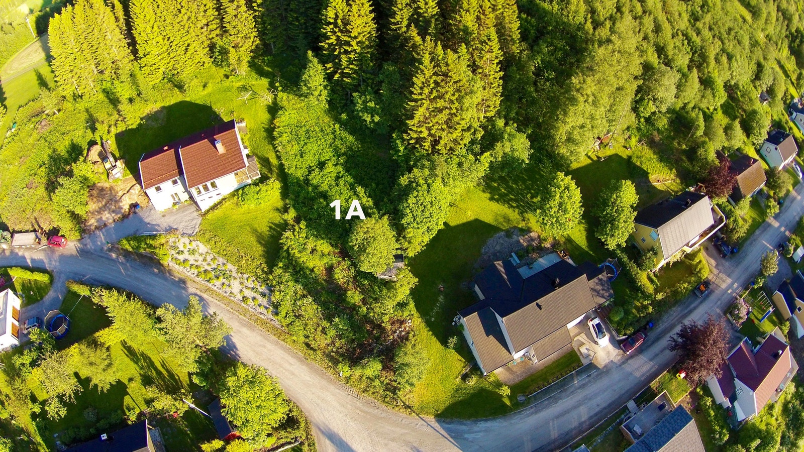 Einervegen 1A ligger i et godt etablert kvalitetsområde hvor det sjelden legges ut tomter for salg Galleribilde