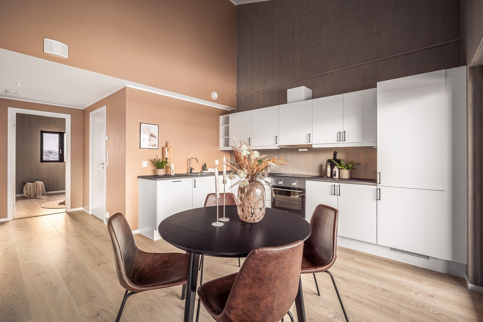 God plass til spisebord Galleribilde