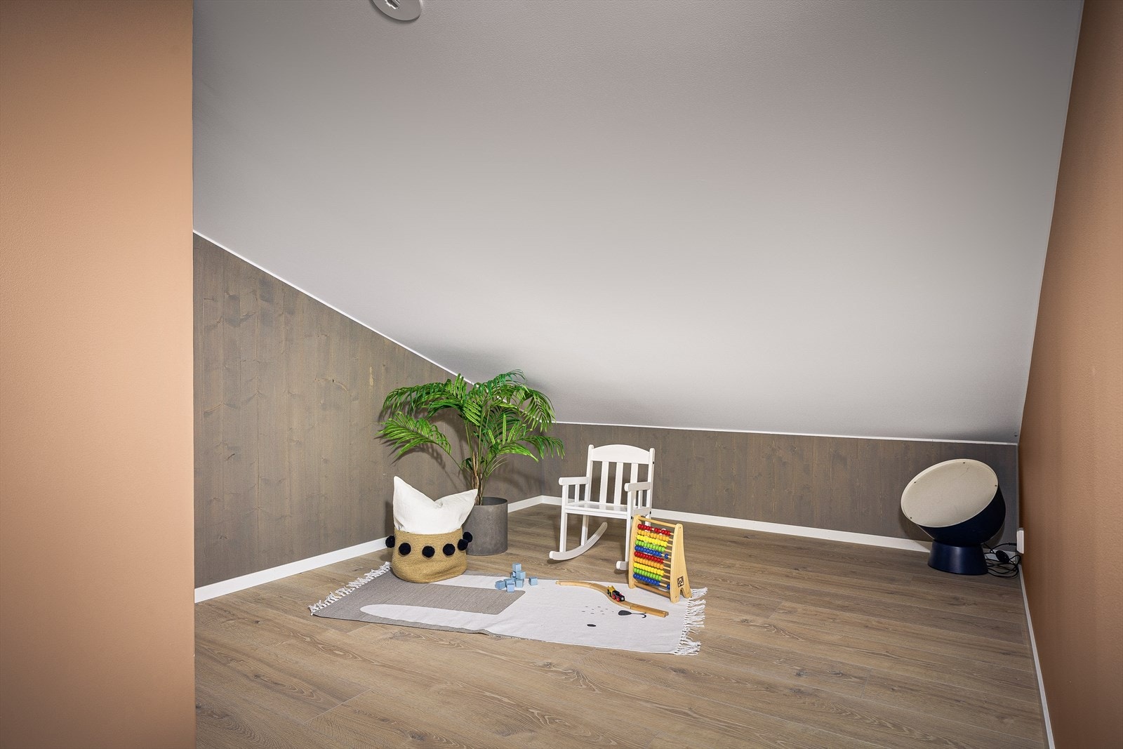 Hemsen er delt inn i stue og bod Galleribilde