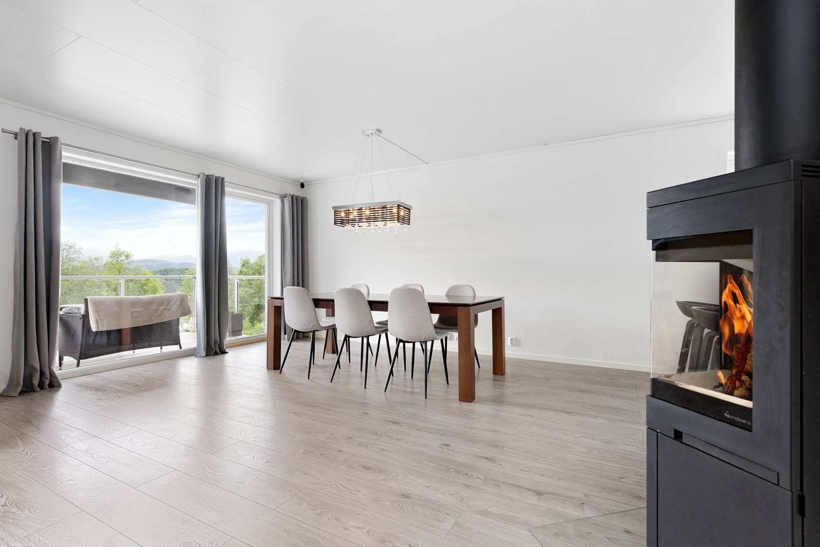 Flott vedovn sikrer god oppvarming. Galleribilde