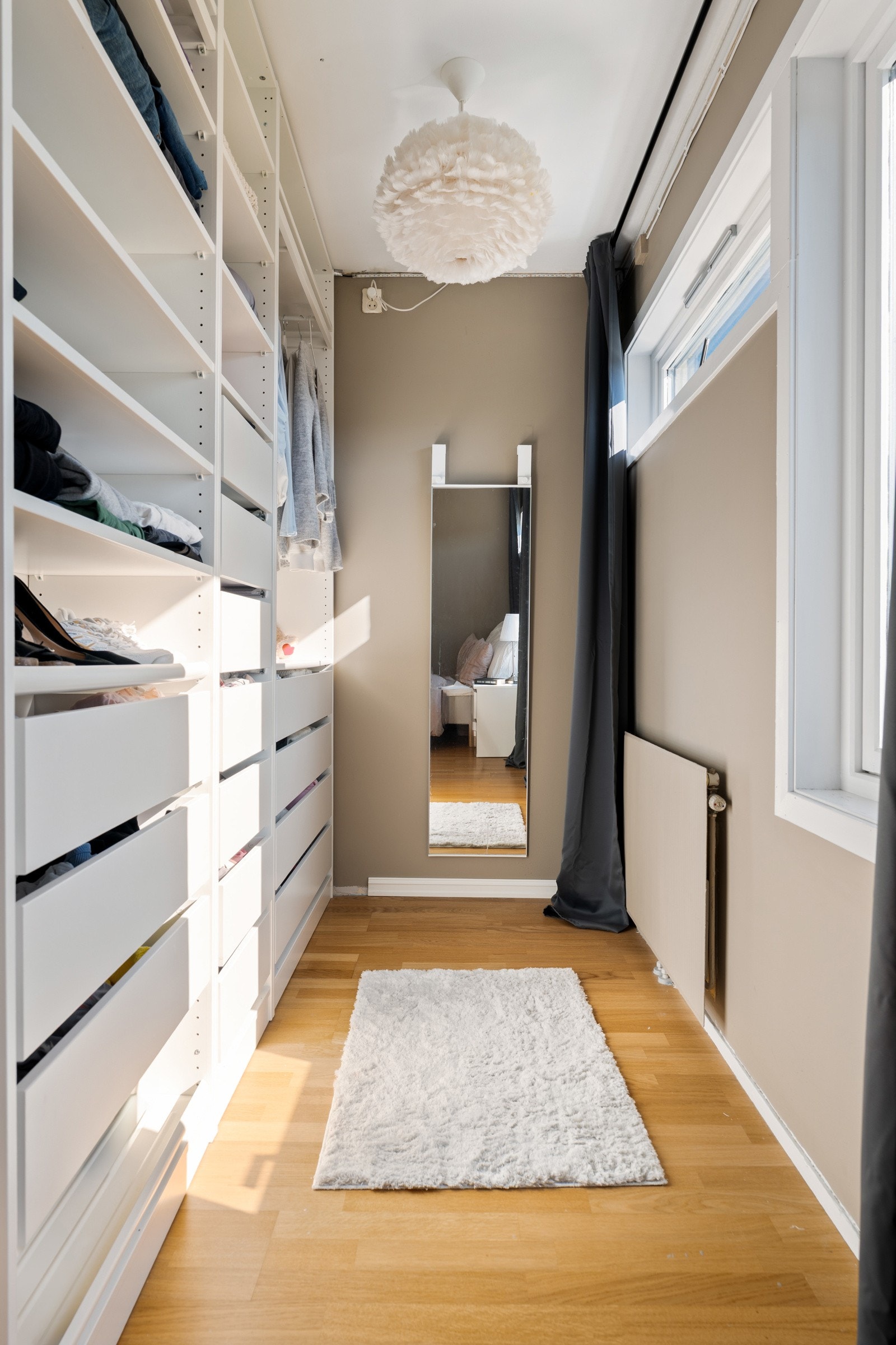 Arealet med garderobeløsning er opprinnelig godkjent som bodareal. Galleribilde