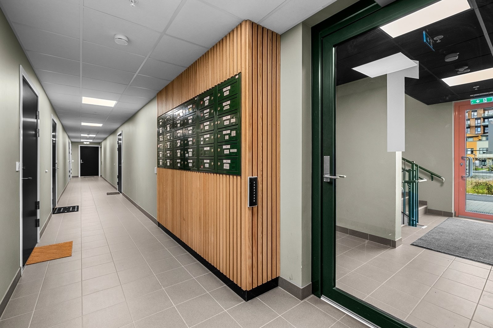 Bygget stod ferdigstilt i 2023, og byr på pene fellesarealer som vedlikeholdes av sameiet. Galleribilde